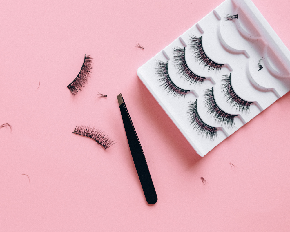 10-Benefits-when-you-Buy-Wholesale-Eyelashes-for-Your-Business-3