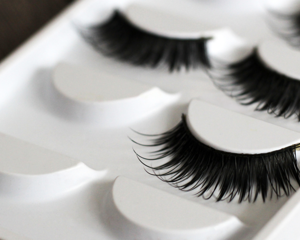 Everything-You-Need-to-Know-About-lash-extension-supplies-near-me-5