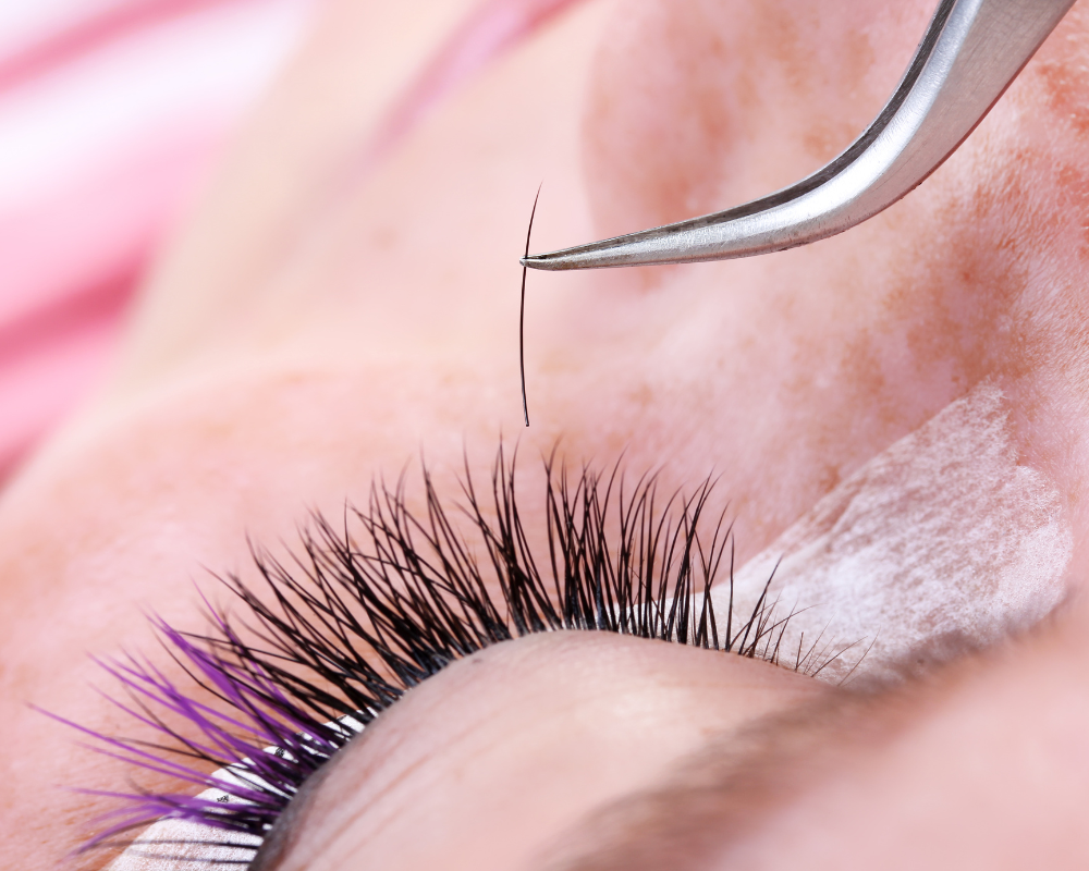 The-Future-of-eyelash-extension-professional-supplies-Trends-and-Innovations-to-Watch-Out-For-3