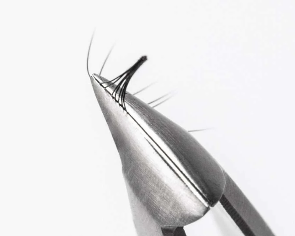 Why-Premade-Lash-Fans-Wholesale-are-the-Future-of-Eyelash-Extensions-6